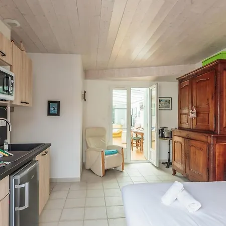 Nice Studio With Veranda Nearby The Beach In La Flotte - Welkeys Extérieur photo