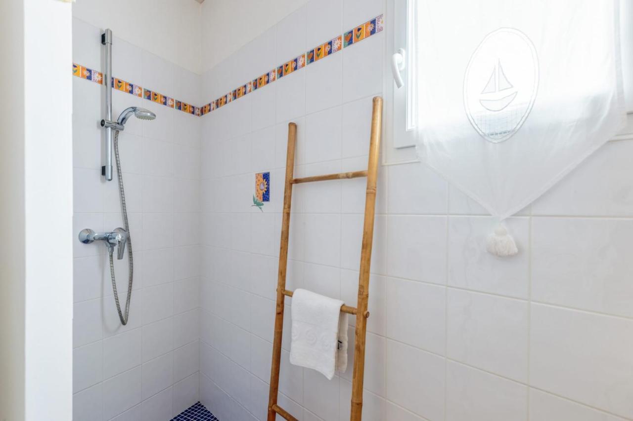 Apartment With Veranda Nearby The In - Welkeys La Flotte